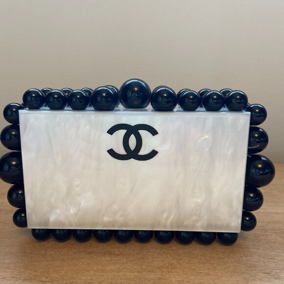 Evening Bubble Clutch Purse - Picture 3 of 8